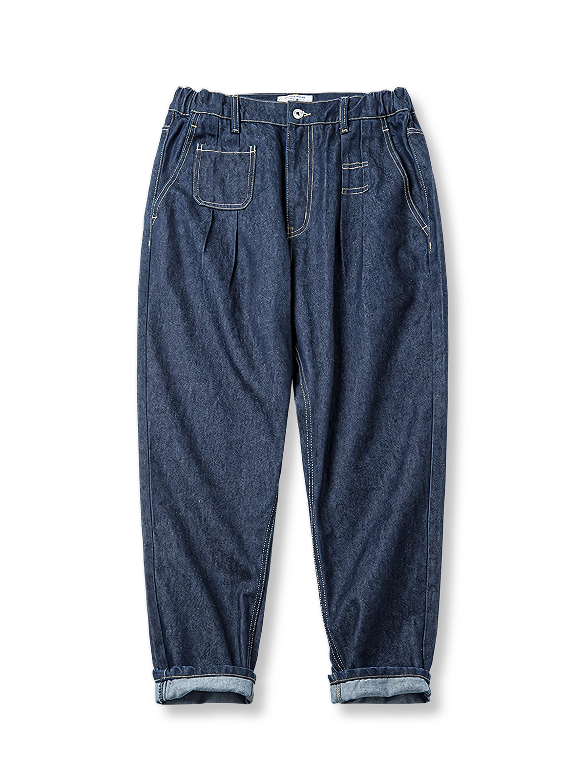 タック入りワイドバルーンシルエットのウォッシュデニムパンツ。