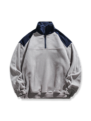 2色展開のフリースハーフジップスウェット。