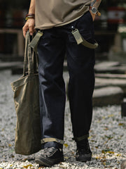 モデル画像:モデルがUSNデニムデッキオーバーオールを着用した図