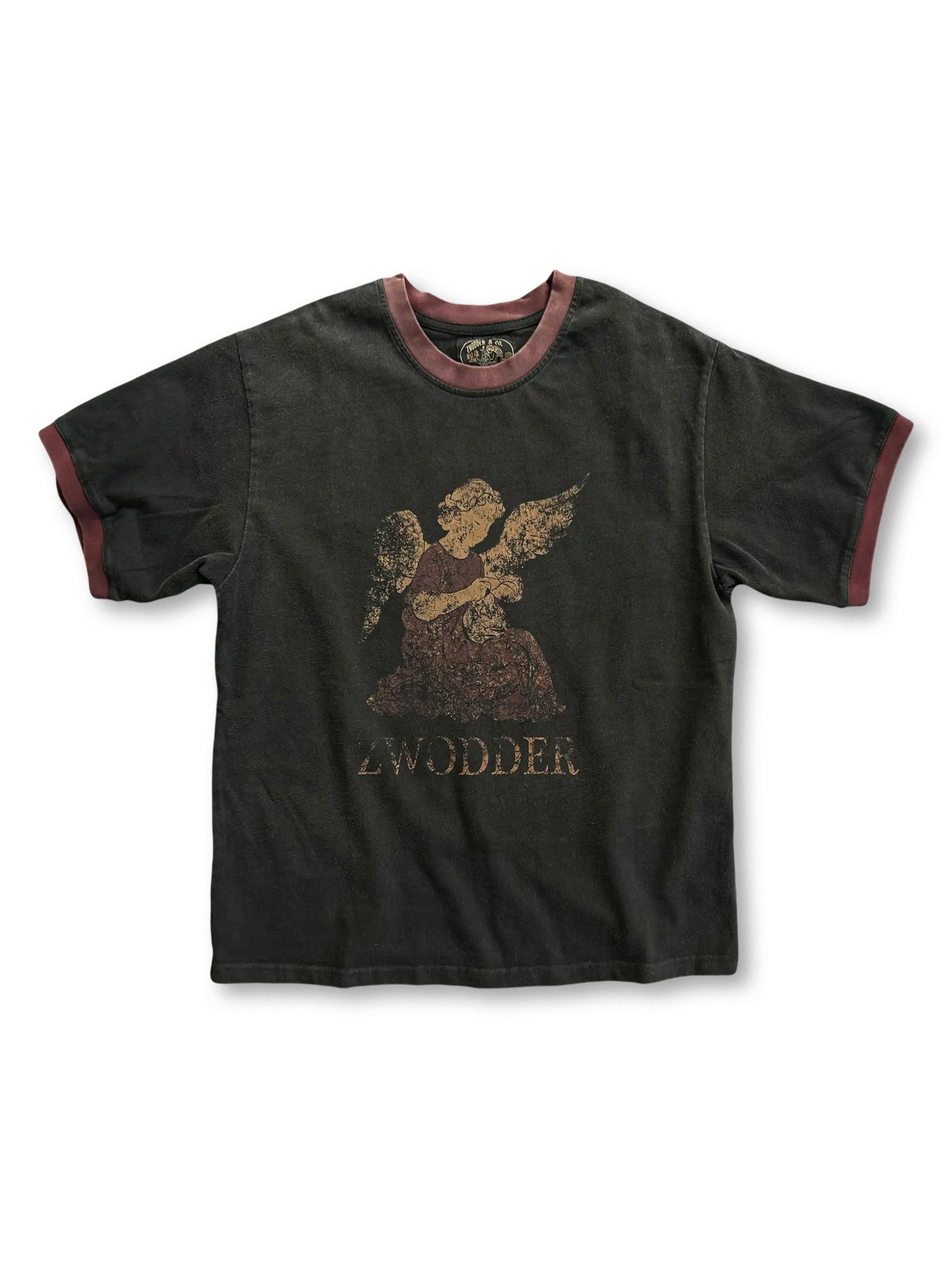 手作業のウォッシュ加工と天使グラフィックが特徴の数量限定ヴィンテージTシャツ