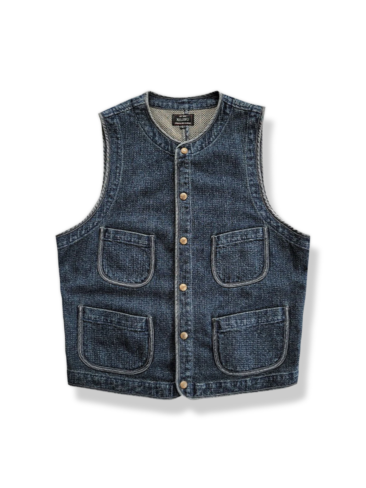 ヴィンテージ加工デニムベストのディテール革ボタンとパッチポケットのクローズアップ