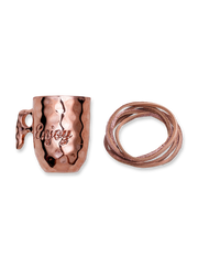 ヴィンテージ ハンマーテクスチャー 銅カップネックレスのクローズアップ画像、彫刻とテクスチャーのディテール。