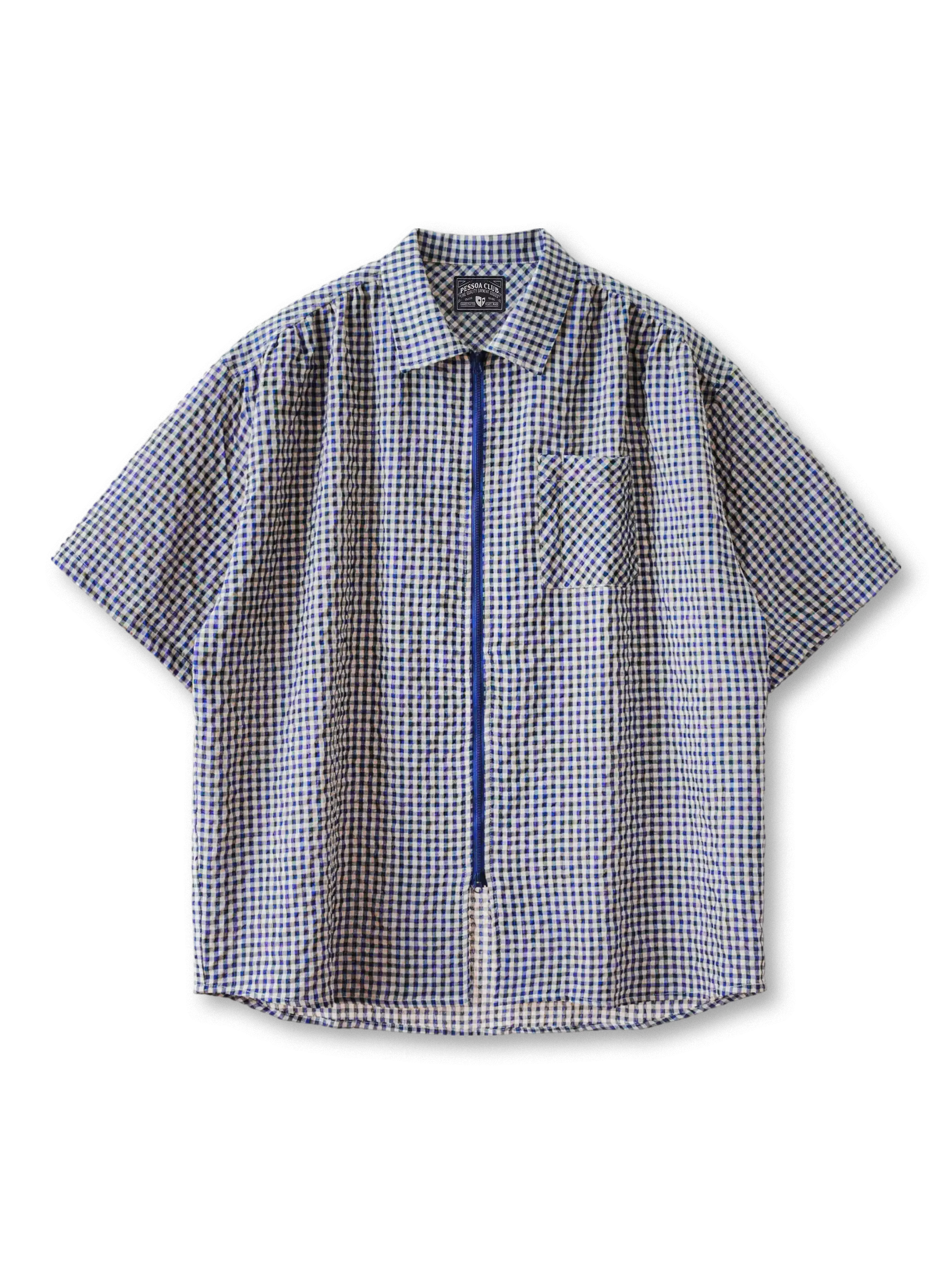 麻混シアサッカー生地のギンガムチェックが映えるジップアップシャツ