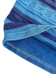 ヴィンテージスノーフレイクストライプVネックTシャツ