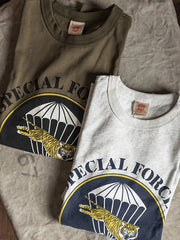 ヴィンテージタイガーパーラシュートTシャツ