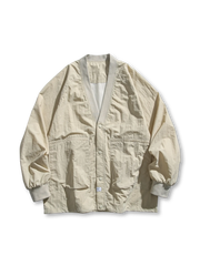 ノーカラーVネックとはんてん風ゆったりシルエットが特徴の軽量ワークジャケット。男女兼用で多用途に活躍。