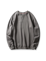 V字パイル切り替えと3D立体カッティングが特徴のコットンパイルスウェットシャツの全体像。