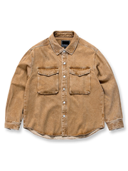 ウォッシュ加工とマルチポケットが特徴のヴィンテージデニムシャツ