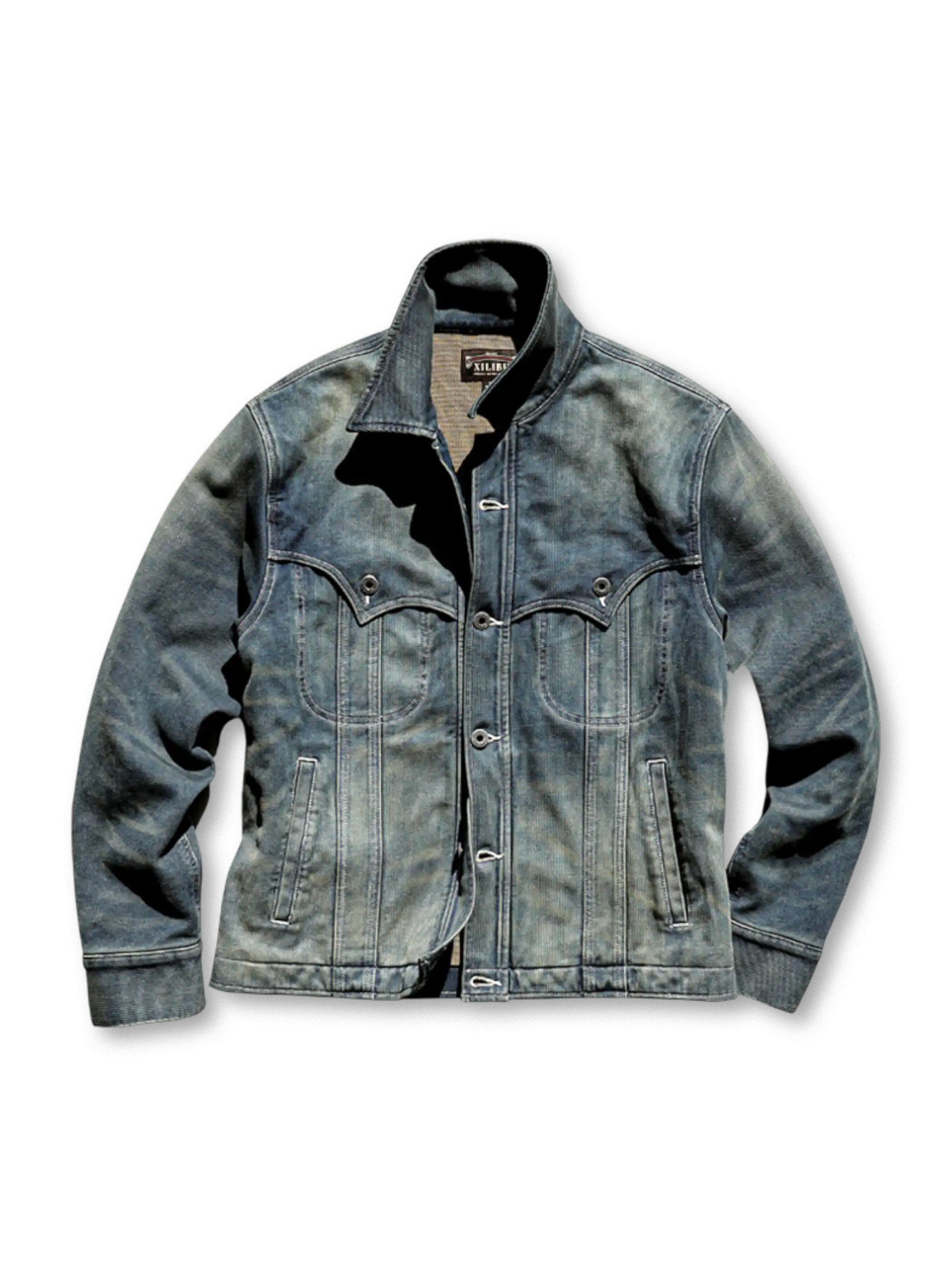 12オンスデニムとウエスタンデザイン、ヴィンテージボタンが特徴の保温性あるデニムジャケット。