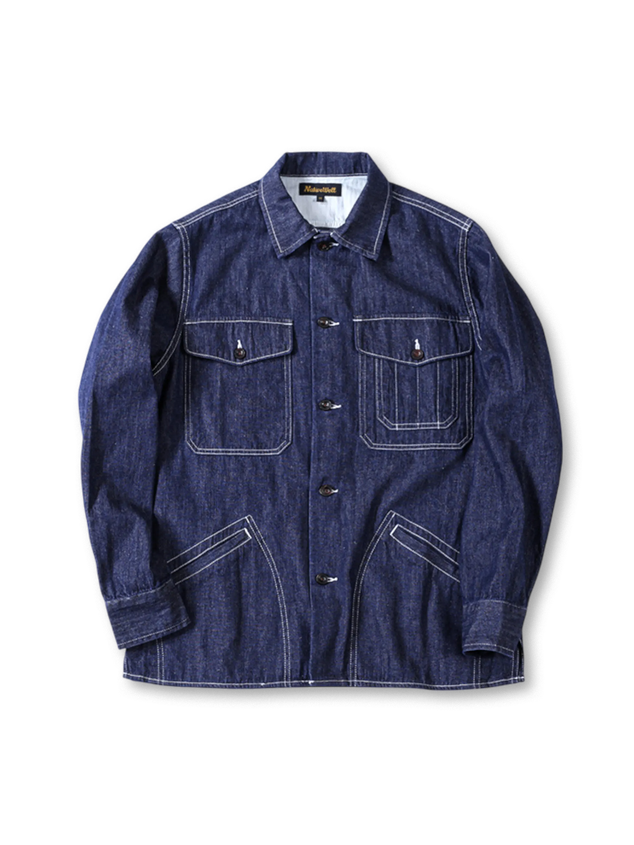 クラシックワークウェアデザインの実用的ポケット付きヴィンテージデニムシャツジャケット。耐久性強化加工。