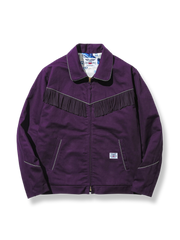 バイオレットカラーに白い装飾ラインとフリンジが映えるジャケット