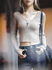 Vネックリブニットセーター