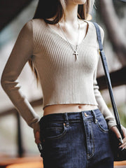 Vネックリブニットセーター