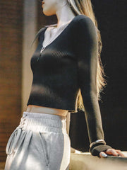 Vネックリブニットセーター