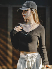 Vネックリブニットセーター