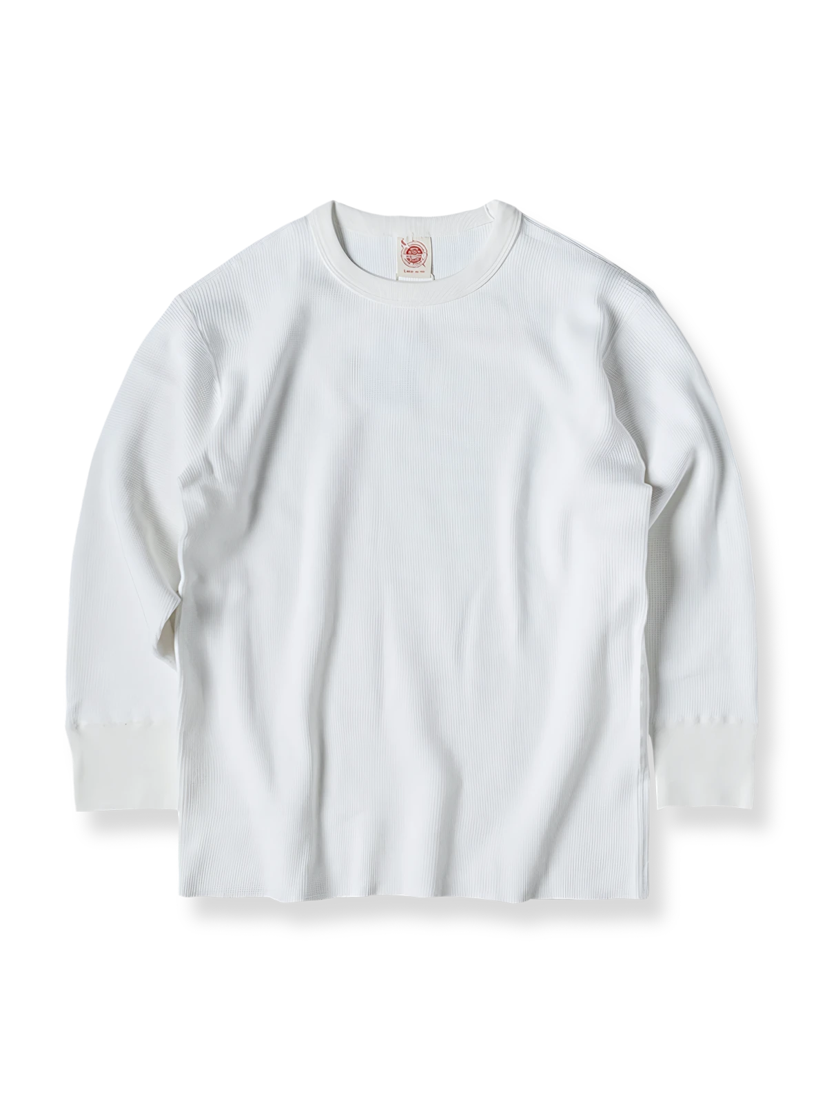 厚手ワッフル格子柄の長袖クルーネックTシャツ。