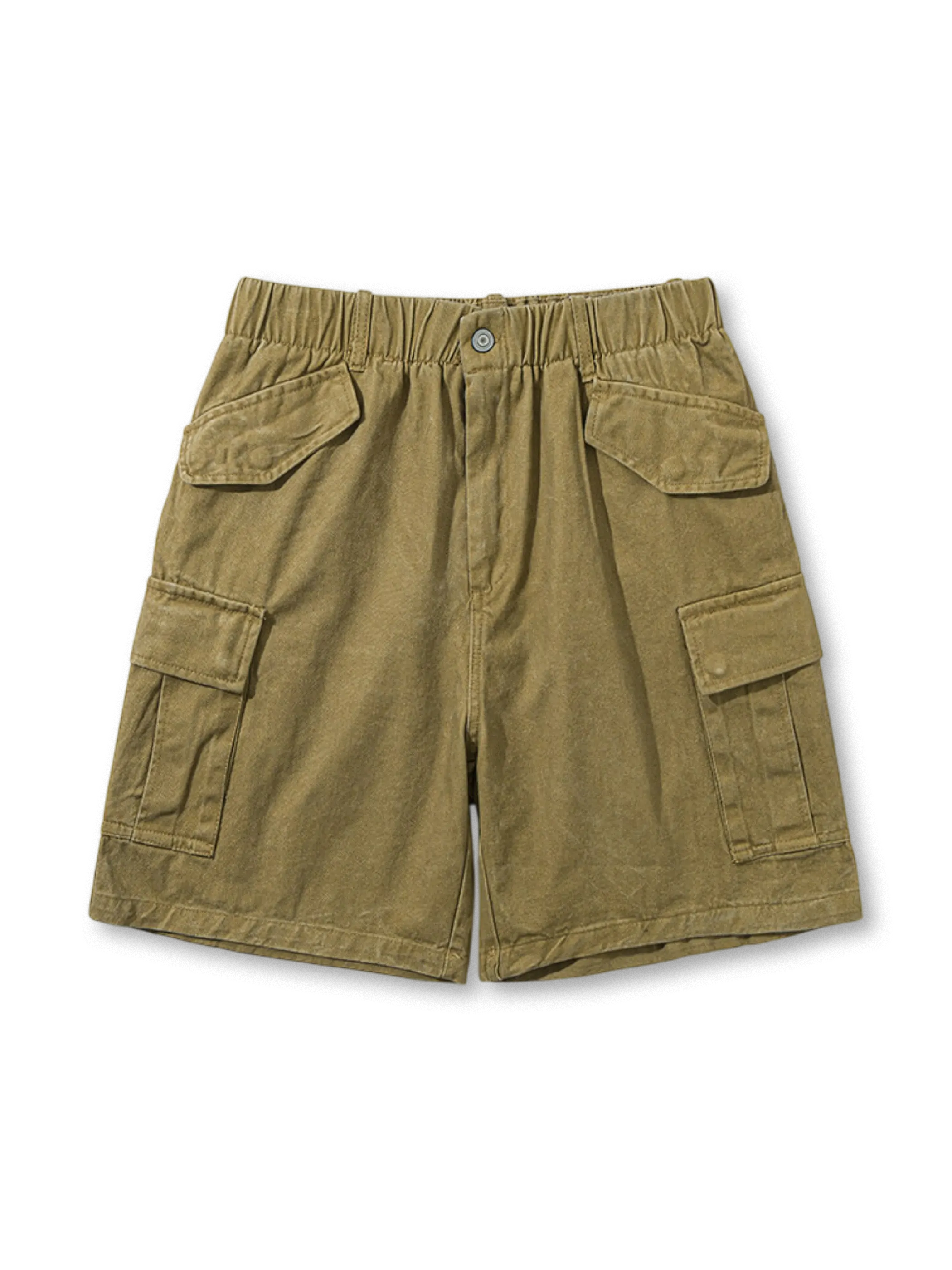 ウォッシュ加工と多ポケットが特徴のコットンカジュアルショートパンツ