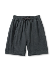 90年代ミリタリー風ウォッシュド加工と快適フィットが特徴のコットンショーツ