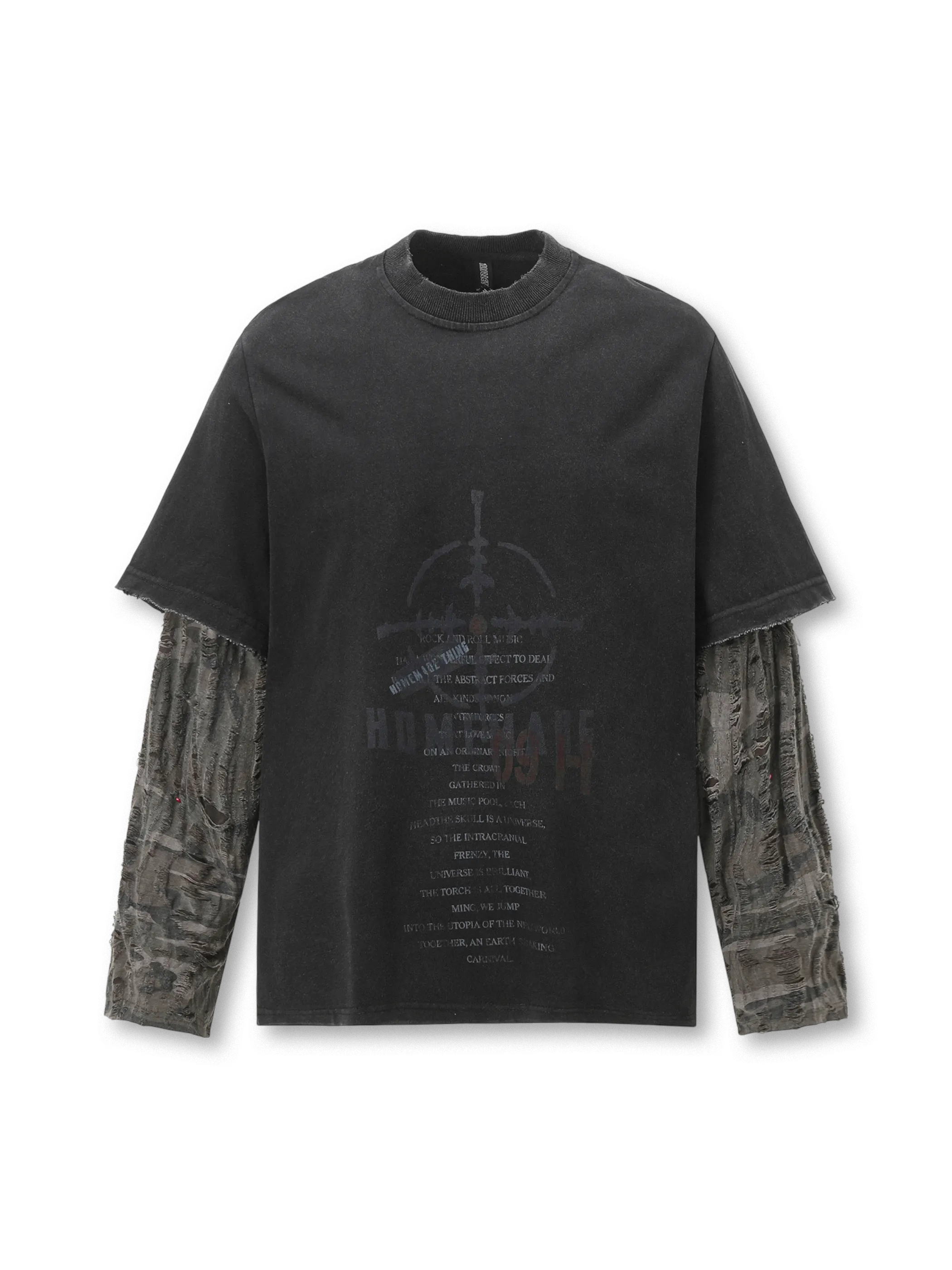 ブラックボディにグレーカモのダメージスリーブを重ねた90年代ストリートカルチャーを表現したロングTシャツ