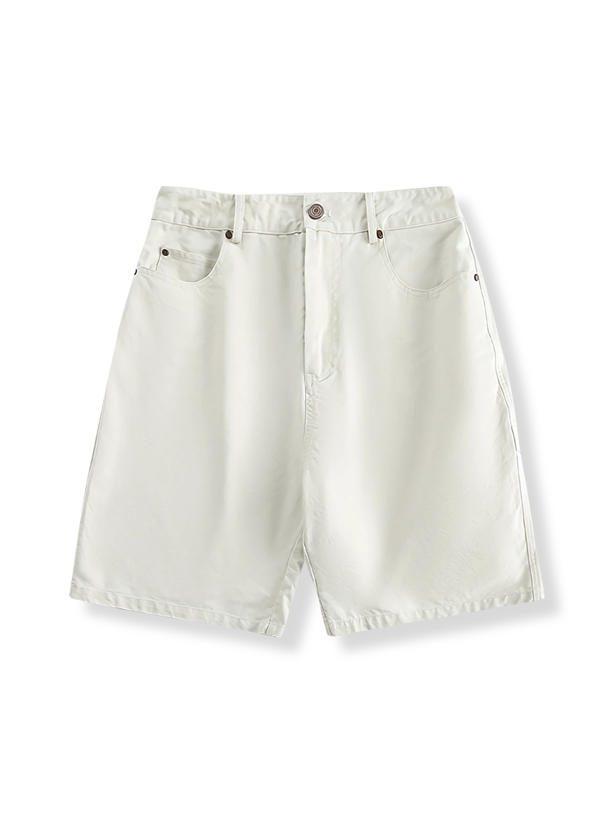 ウォッシュド加工が施されたストレートデニムショートパンツ。