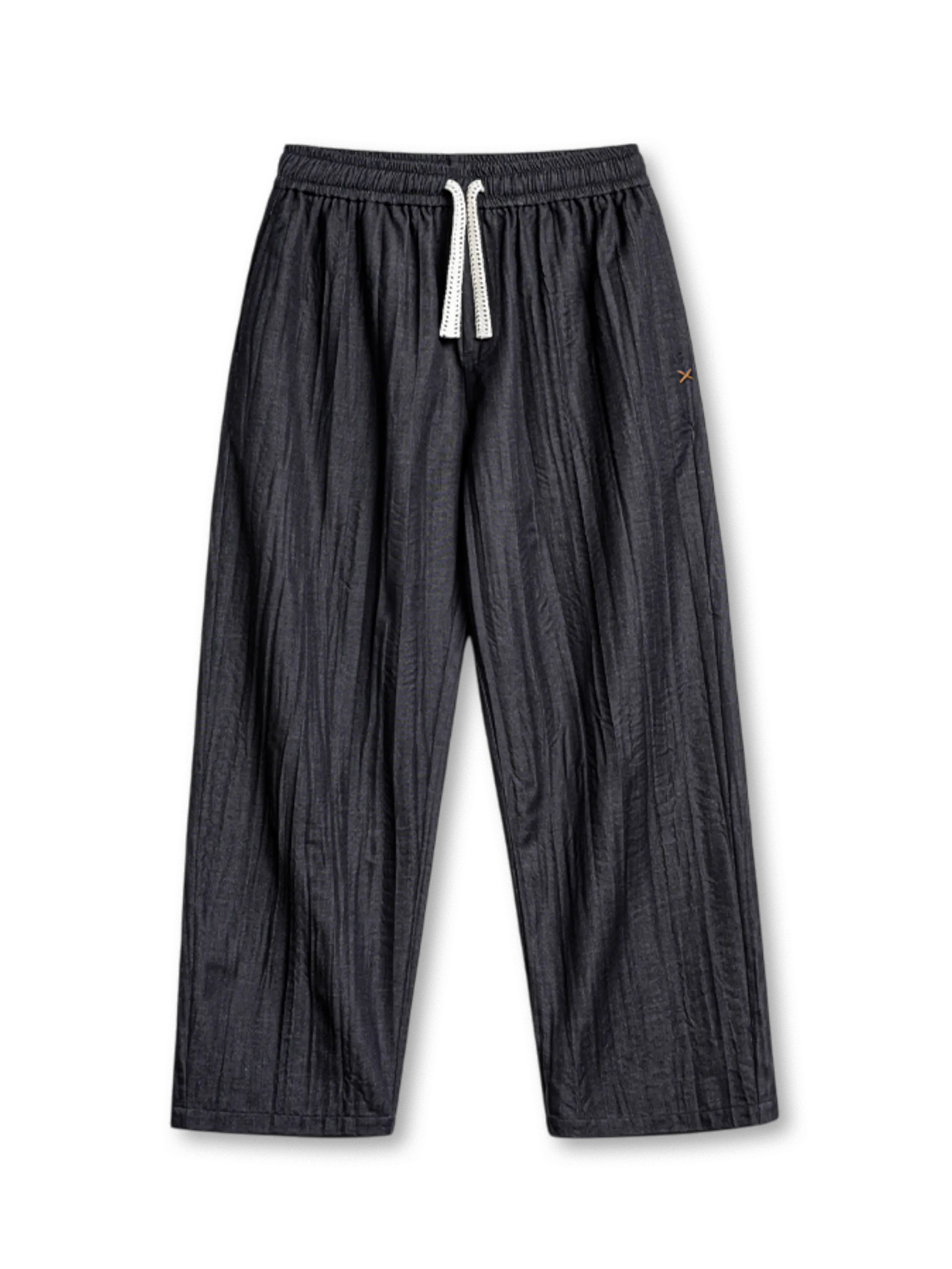 水波紋プリーツ技術使用のTRツイル座禅パンツ。ゴムウエストと複数ポケット付き。