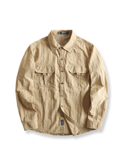 防水ジップポケットと速乾ナイロン素材が特徴のアウトドアワークシャツの全体像。