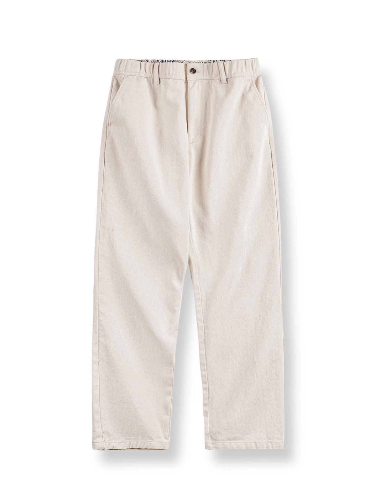 オフホワイトの素朴な質感を持つホワイトデニムストレートパンツ