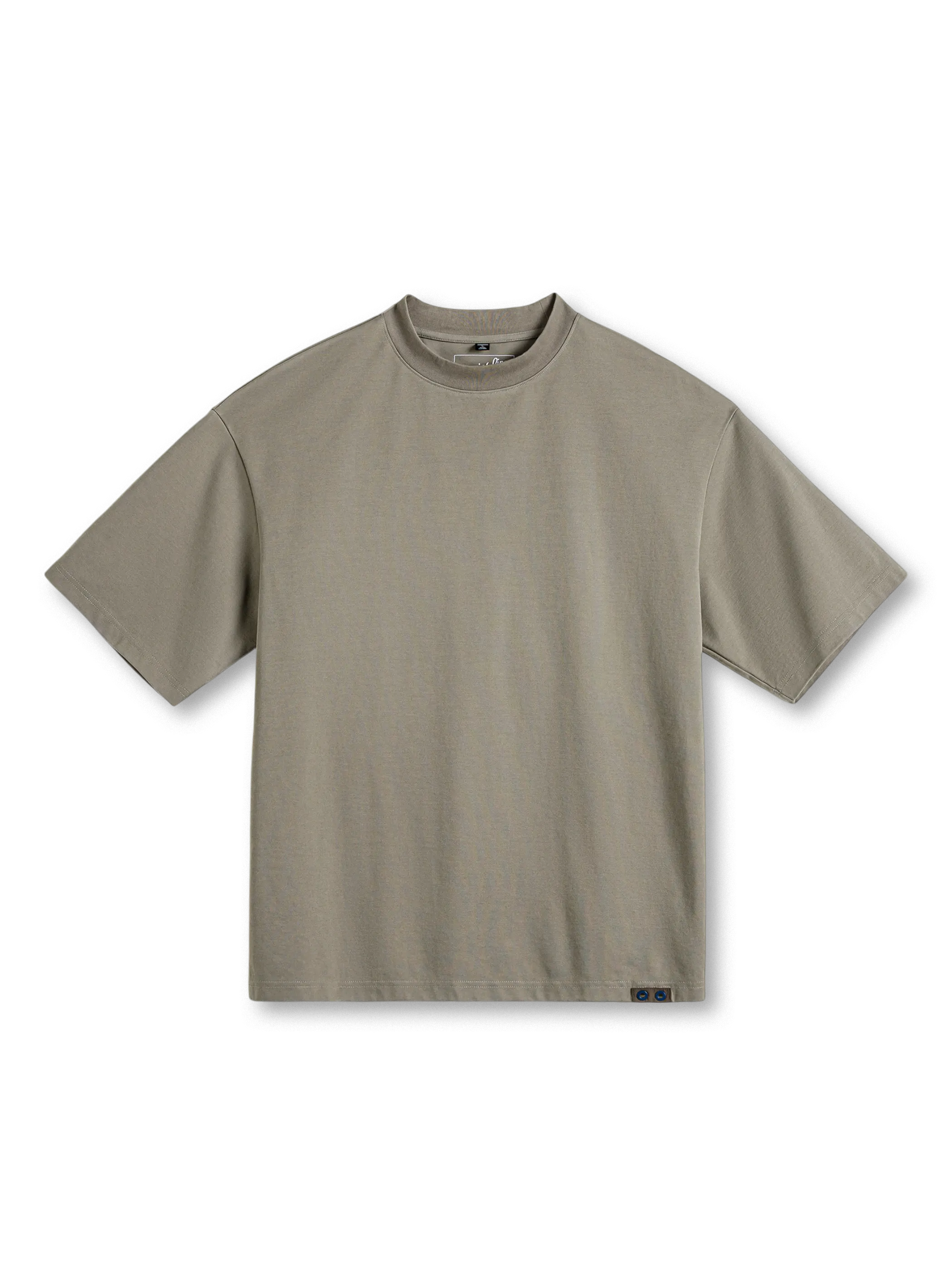 マリン刺繍とハーフハイネックが特徴のワイドシルエットTシャツ