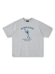 1920年代テニスモチーフのウィンブルドンプリントが特徴の280gヘビーウェイトTシャツ