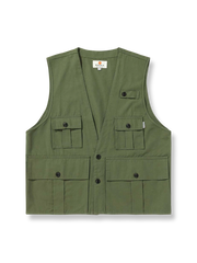 ワークスタイルのマルチポケットベスト