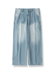 重度ウォッシュ加工が施された11オンスのヴィンテージ風ストレートジーンズ