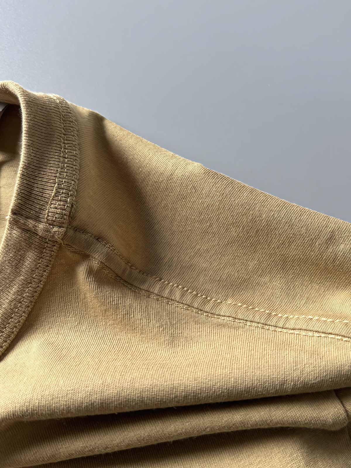 Tシャツのヴィンテージ加工ディテール画像