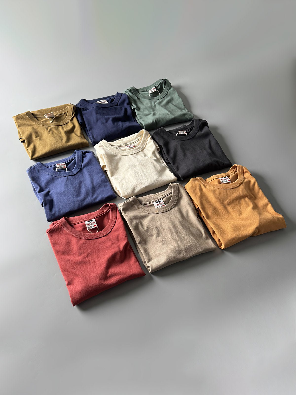 アメリカンヴィンテージウォッシュTシャツのカラーバリエーション展示画像