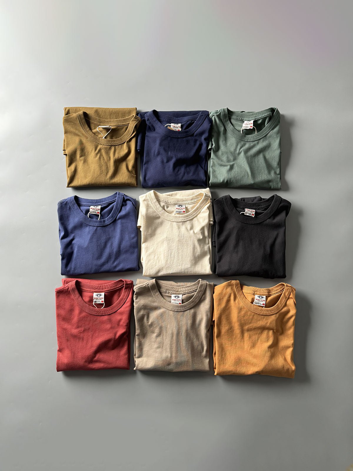アメリカンヴィンテージウォッシュTシャツのカラーバリエーション展示画像