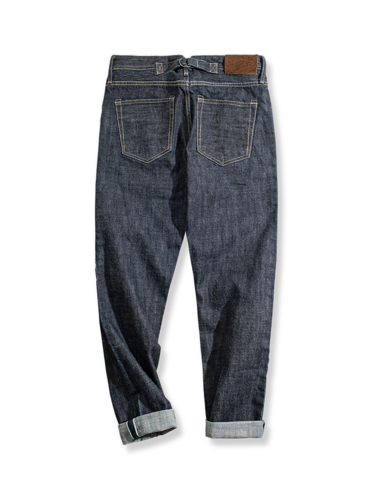 赤耳付きウォッシュブルーの14ozデニムパンツ。