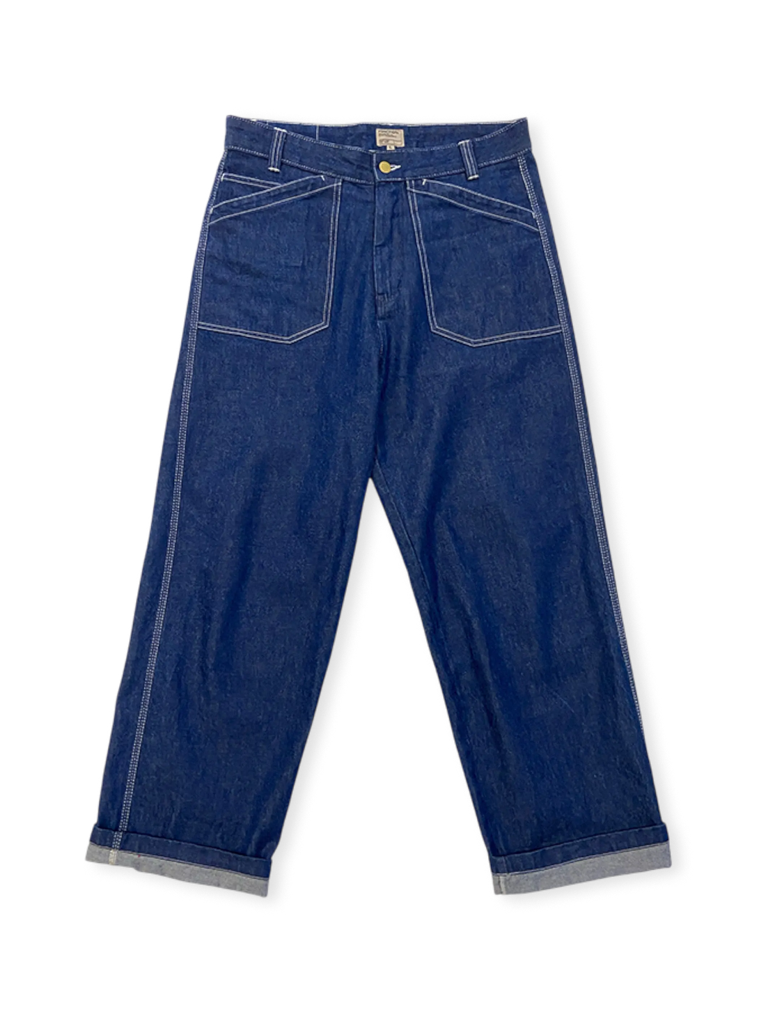 1918年作業服着想の日本製13.3ozデニムパンツ。ウォッシュブルー中間色とルーズシルエットが特徴。