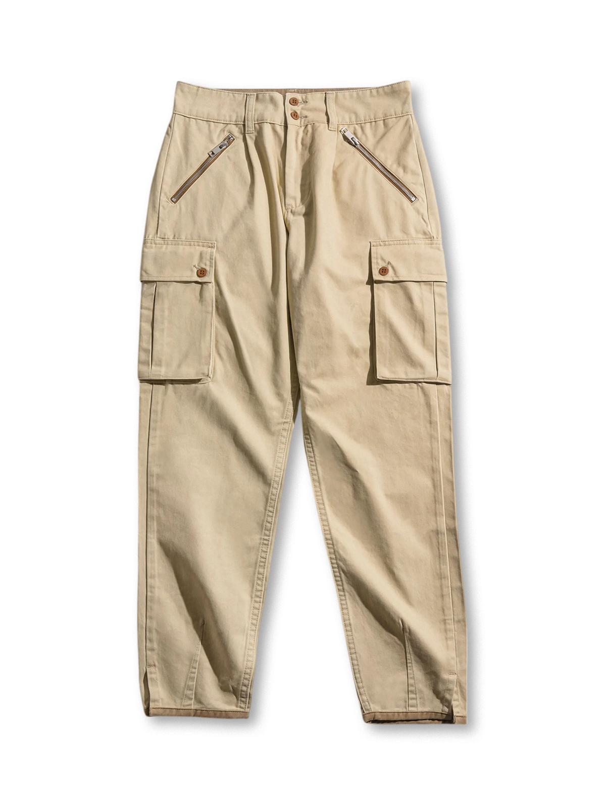 1940年代の山岳部隊デザインを再現したコットン製テーパードミリタリーパンツ