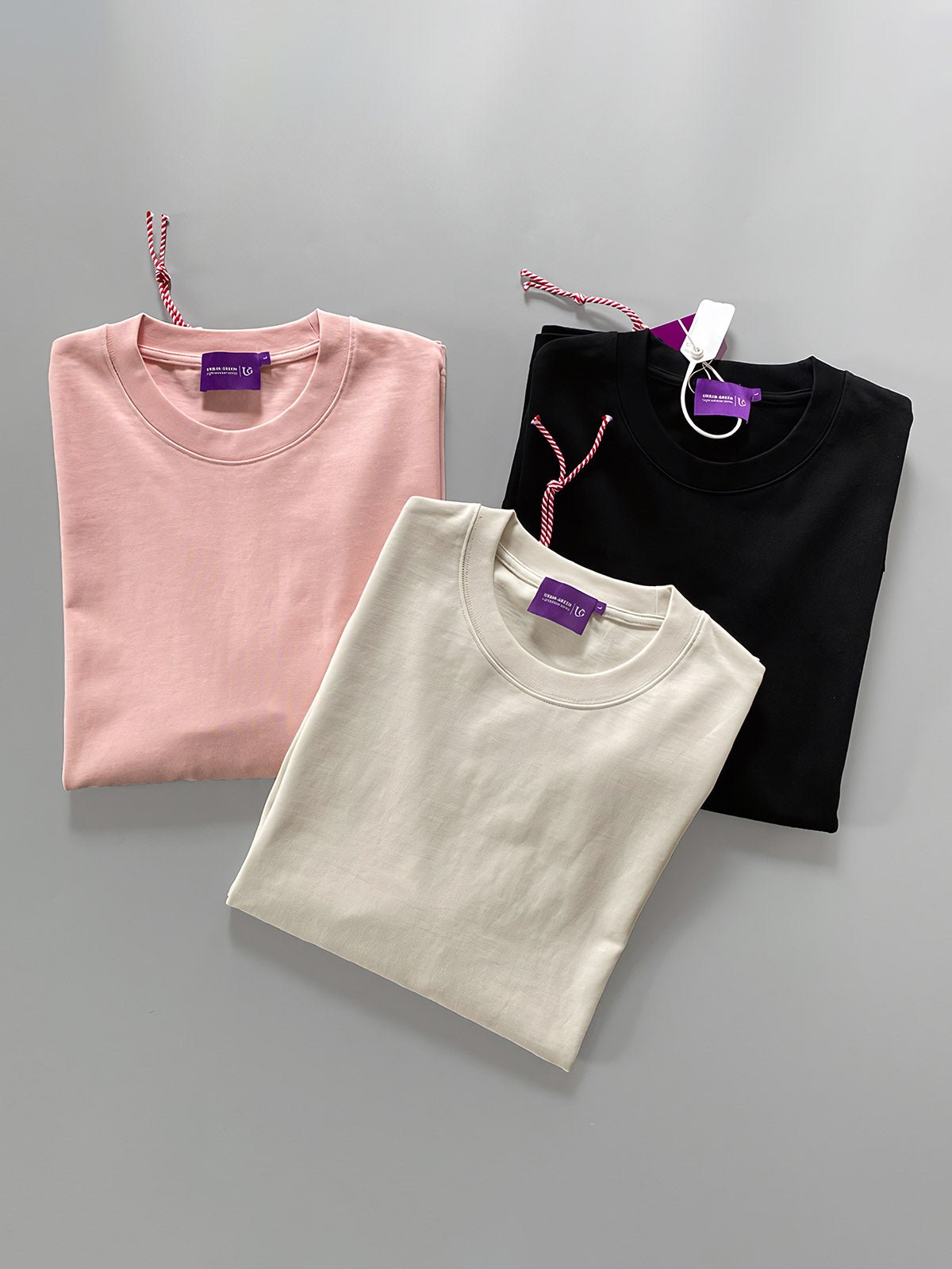 ピンクのヘビーウェイトコットン長袖Tシャツ 全体画像