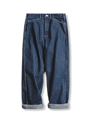 1930年代復刻デニムレイバーパンツの全体とリベットディテールを写した写真