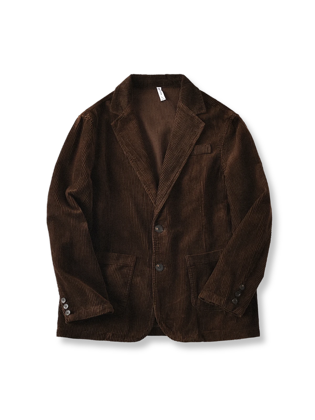 クラシックなシルエットと丸ポケットが特徴のコットンコーデュロイテーラードジャケット。