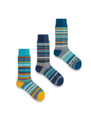 鮮やかなエスニック柄と対照色つま先、厚手コットン素材の快適フィットソックス3足セット