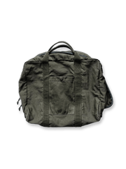 70s水洗デルフォー帆布デプロイメントバッグの全体像を展示し、そのクラシックな魅力とディテールが強調されています。