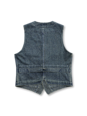正面から見たヴィンテージデニムワークベスト、前面に不規則フラップポケットとウエスト収絞りが確認できる