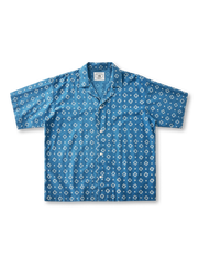 氷裂文様が特徴の藍染キューバシャツ正面全体