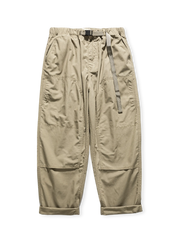 製品画像：ノースリーブ・ラウンドネック 刺繍Tシャツ全体正面展示
