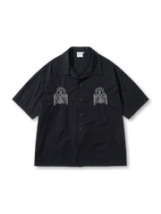 胸元に雷鳥トーテム刺繍が入ったオープンカラー半袖シャツ