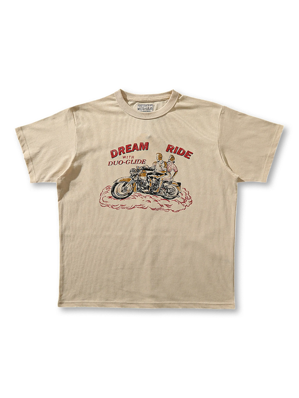 フロント全体に“DREAM RIDE”バイクショップ広告プリントを施したTシャツ