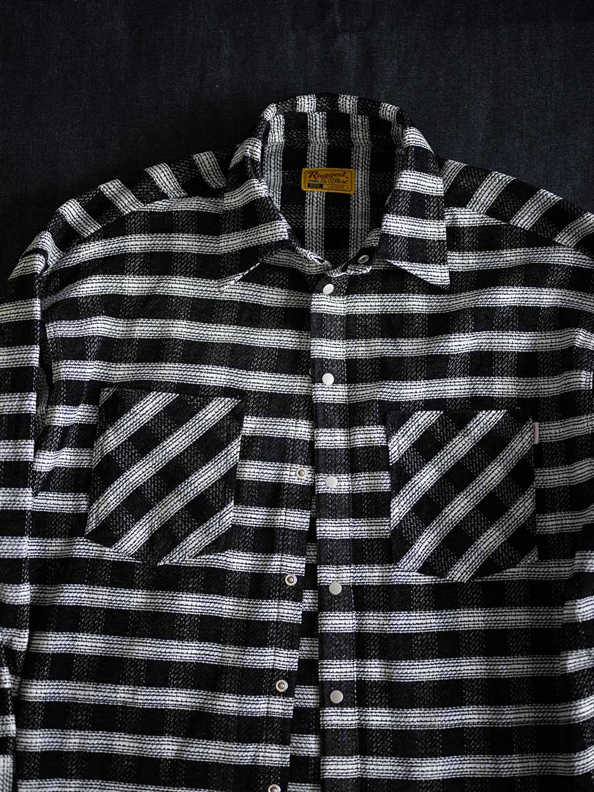 チカーノチェック フランネルシャツ 全体外観