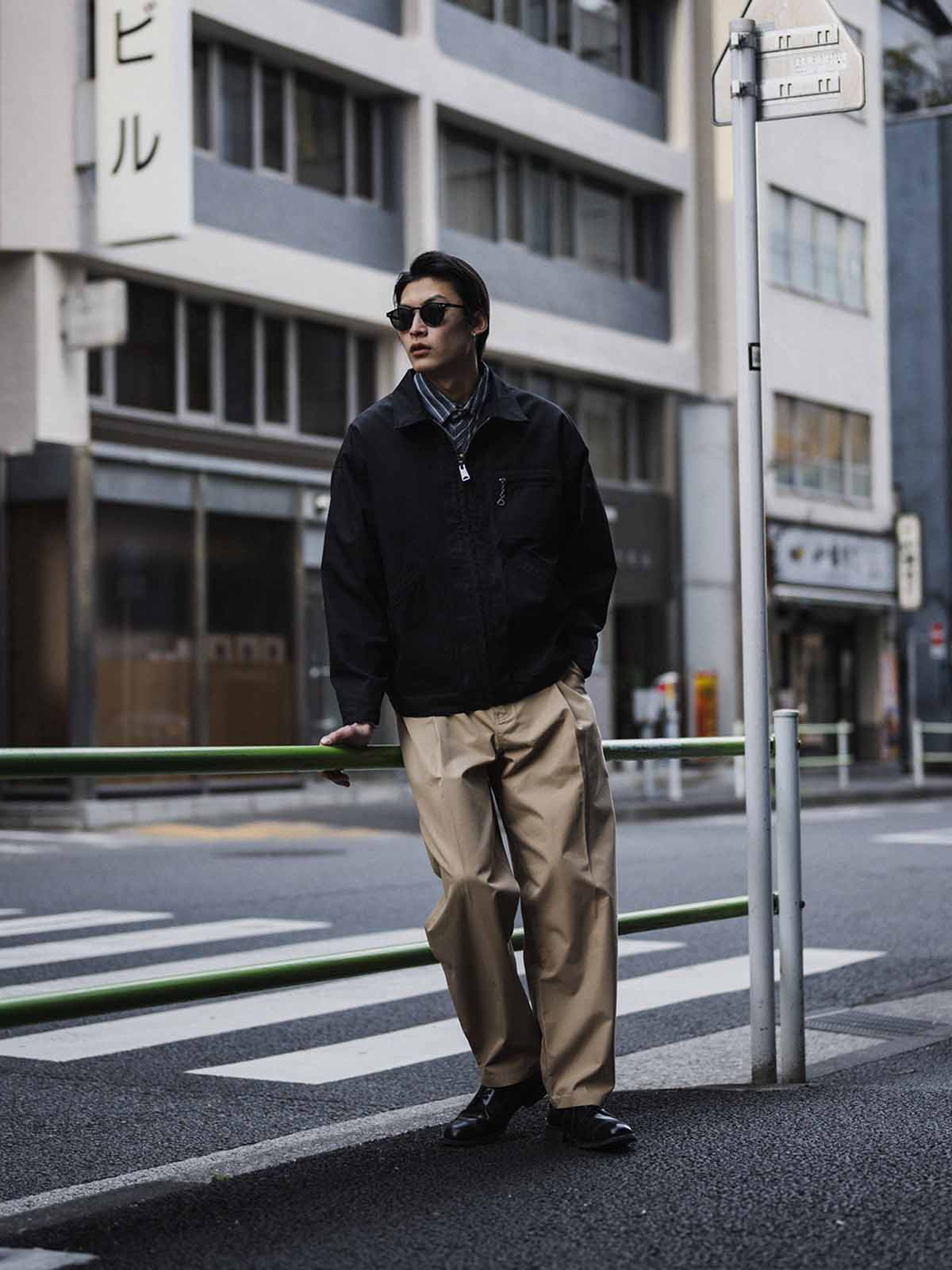 フレンチヴィンテージルーズワイドプリーツテーパードパンツ