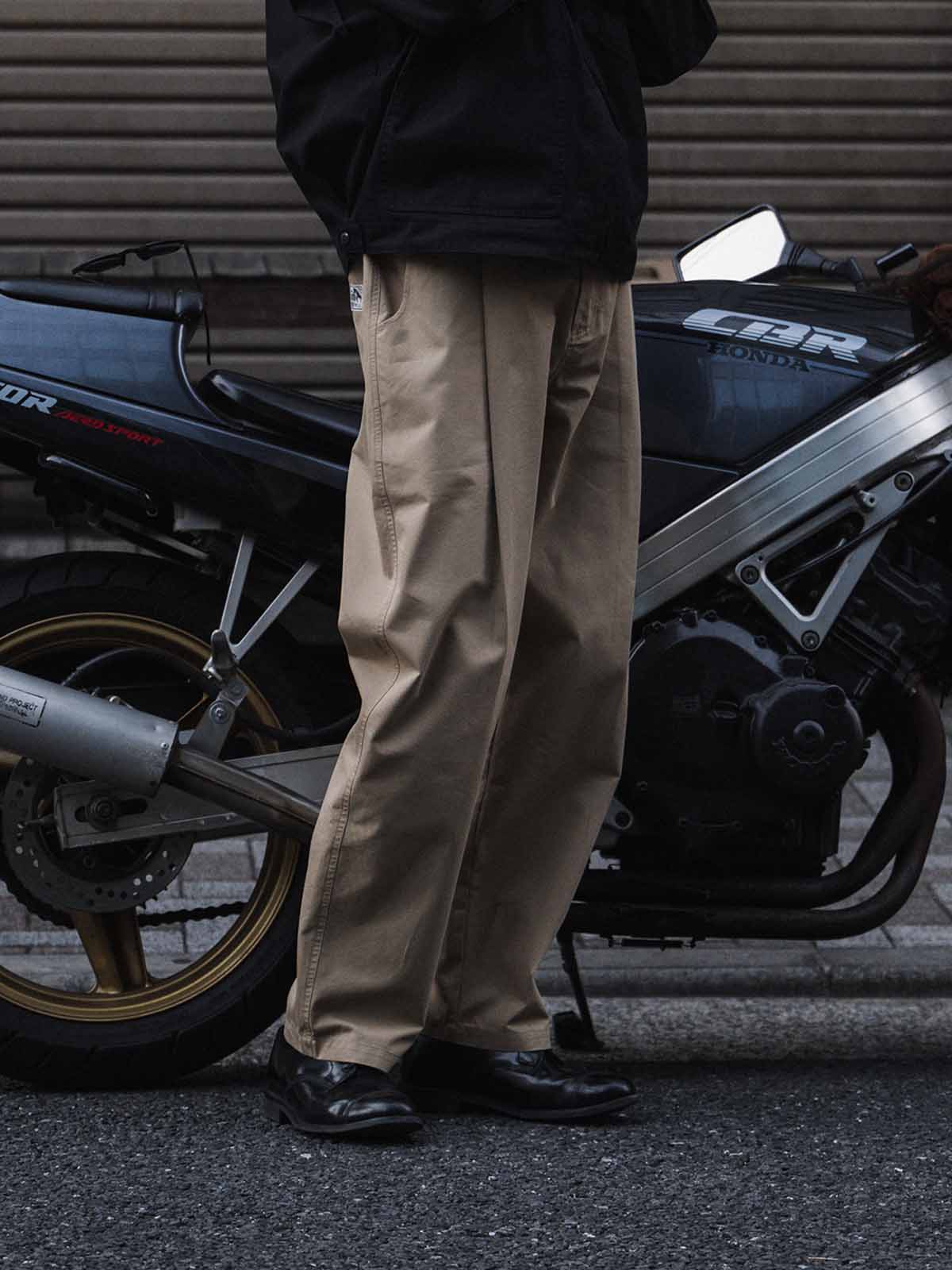 フレンチヴィンテージルーズワイドプリーツテーパードパンツ